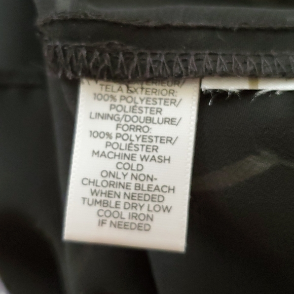 LOFT sleeveless blouse - Picture 5 of 5